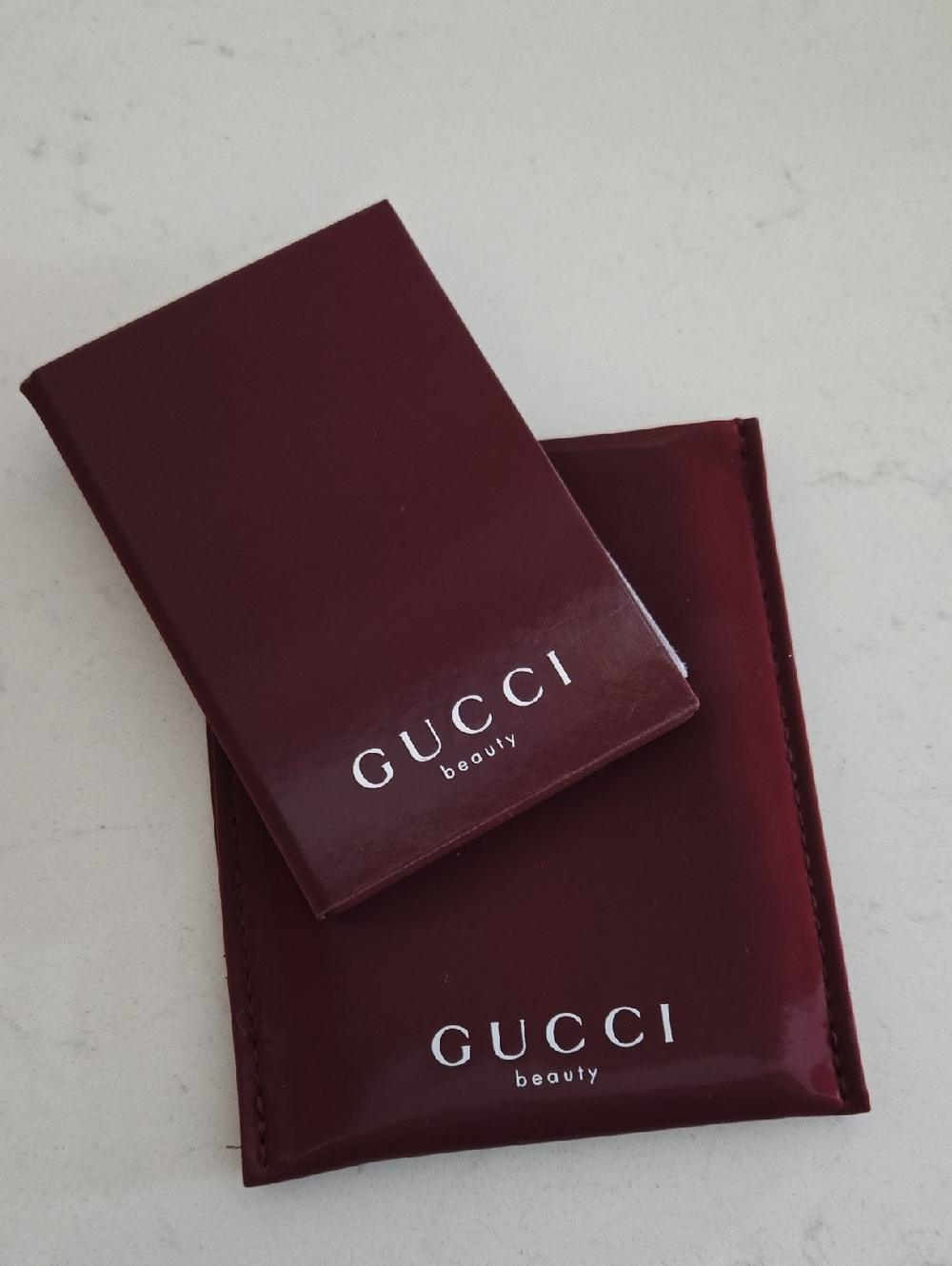 New Limited Edition Foldable Gucci compact mirror with Pouch Burgandy